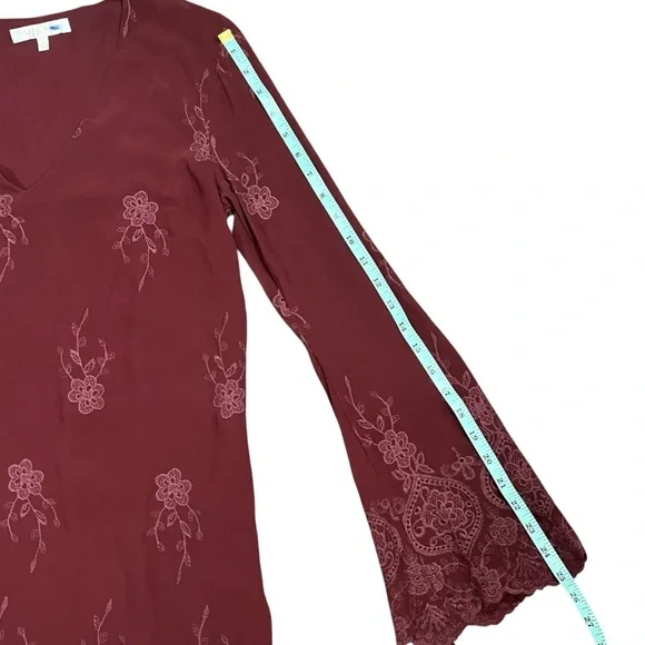 Wayf Burgundy Embroidered Flair Sleeved Dress sz S - Picture 10 of 13